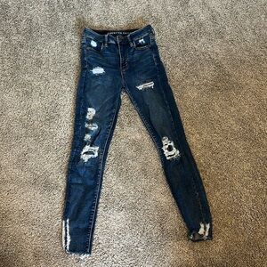 AMERICAN EAGLE Ne(x)t Level Stretch Ripped Skinny Jeans - size 4
